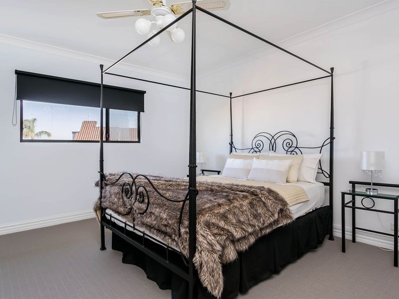 13 Constellation Court, North Haven SA 5018