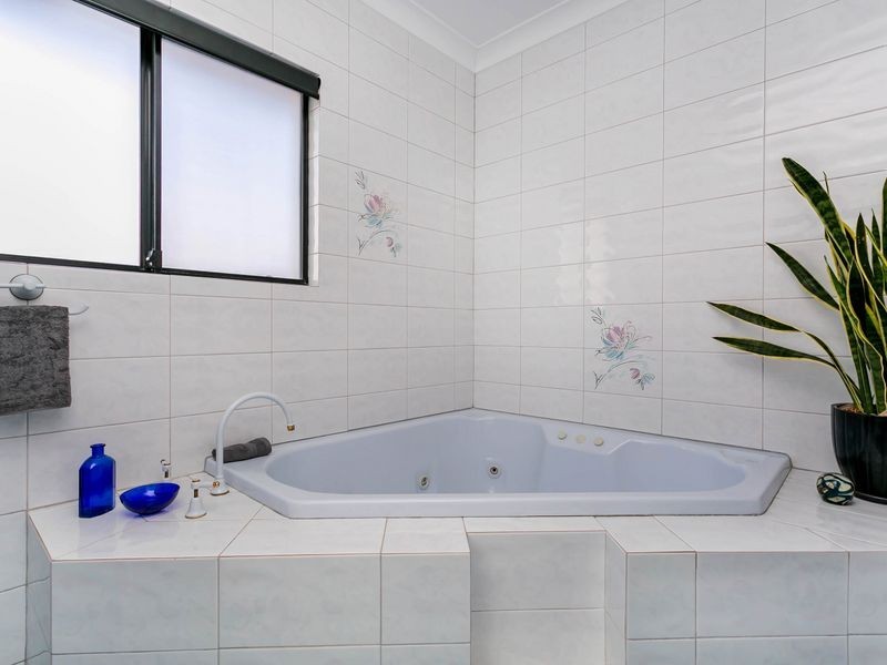 13 Constellation Court, North Haven SA 5018