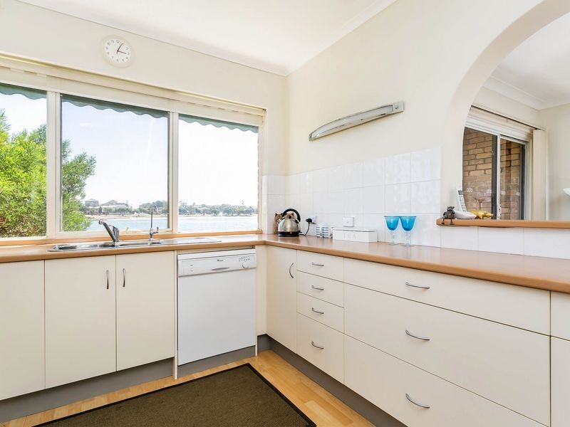 7/152 Sportsman Drive, West Lakes SA 5021