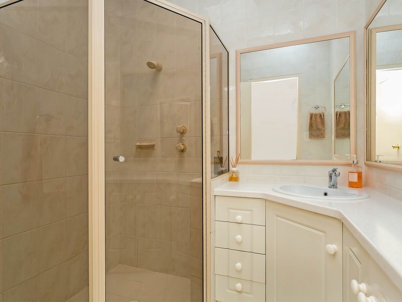 9/242 Trimmer Parade, West Lakes SA 5021