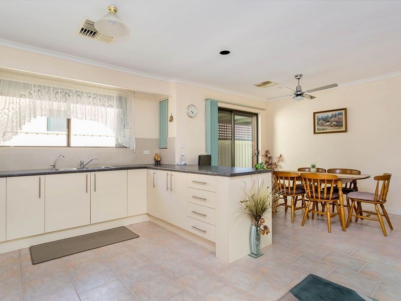 1/3 Osborne Street, Albert Park SA 5014