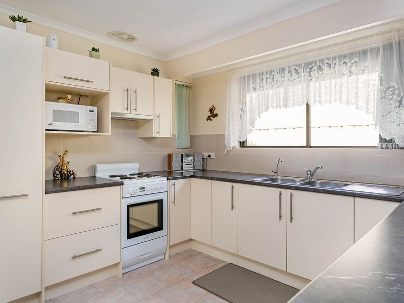 1/3 Osborne Street, Albert Park SA 5014