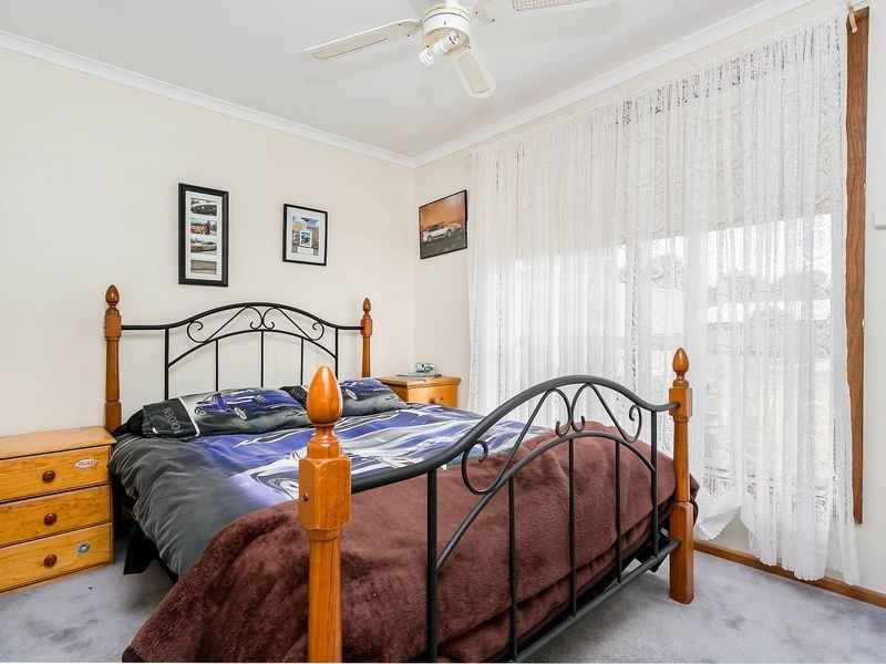 19 Lyndon Road, Paralowie SA 5108