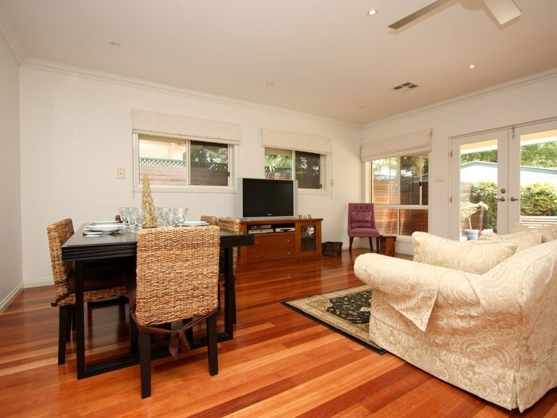 5 Simmons Crescent, Flinders Park SA 5025