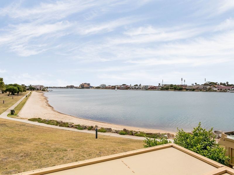 12/80 Military Road, Tennyson SA 5022