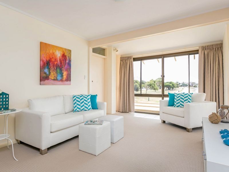 12/80 Military Road, Tennyson SA 5022