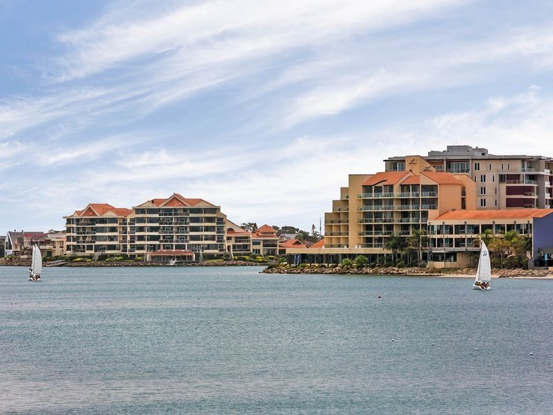 12/80 Military Road, Tennyson SA 5022