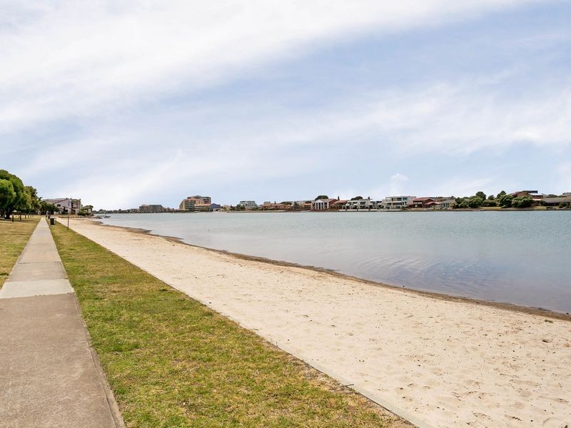 12/80 Military Road, Tennyson SA 5022