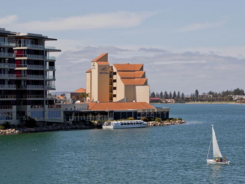 16/24 Martin Court, West Lakes SA 5021