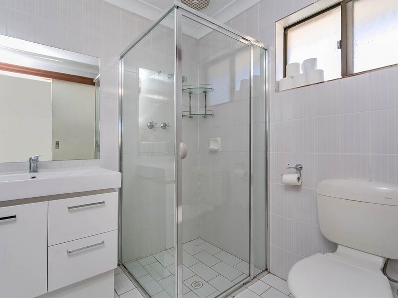 2 Huron Grove, West Lakes SA 5021