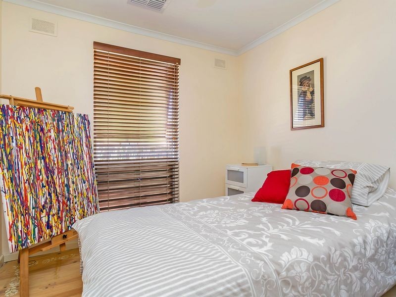 2 Huron Grove, West Lakes SA 5021