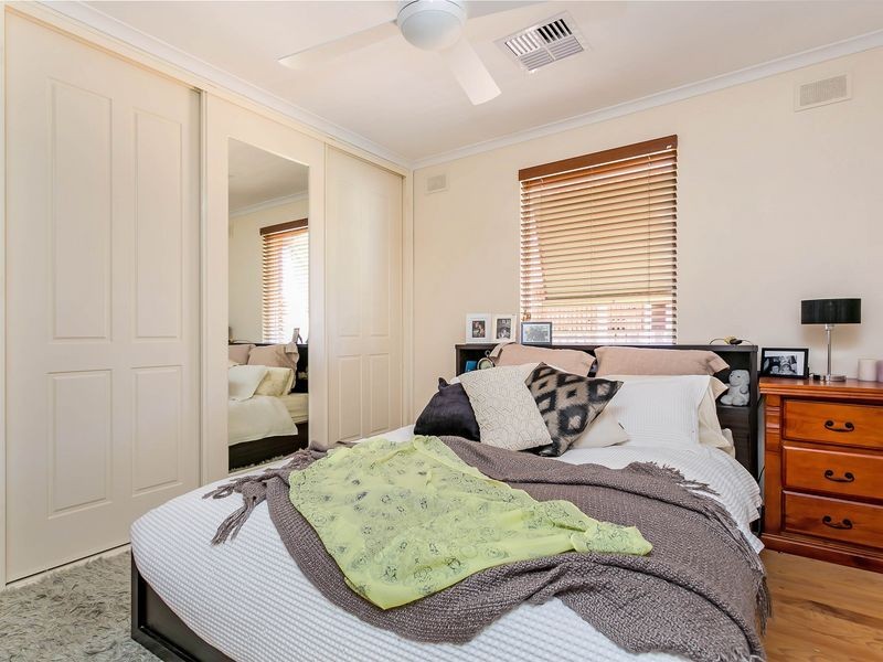 2 Huron Grove, West Lakes SA 5021