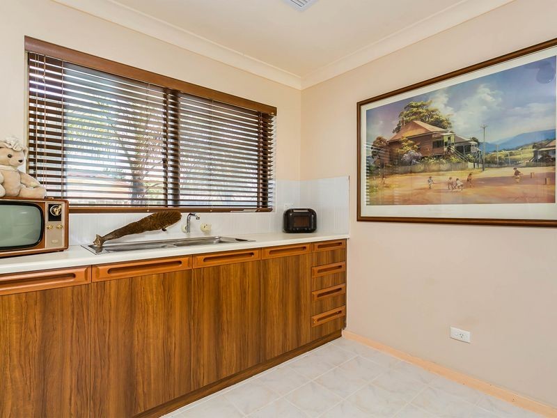 2 Huron Grove, West Lakes SA 5021