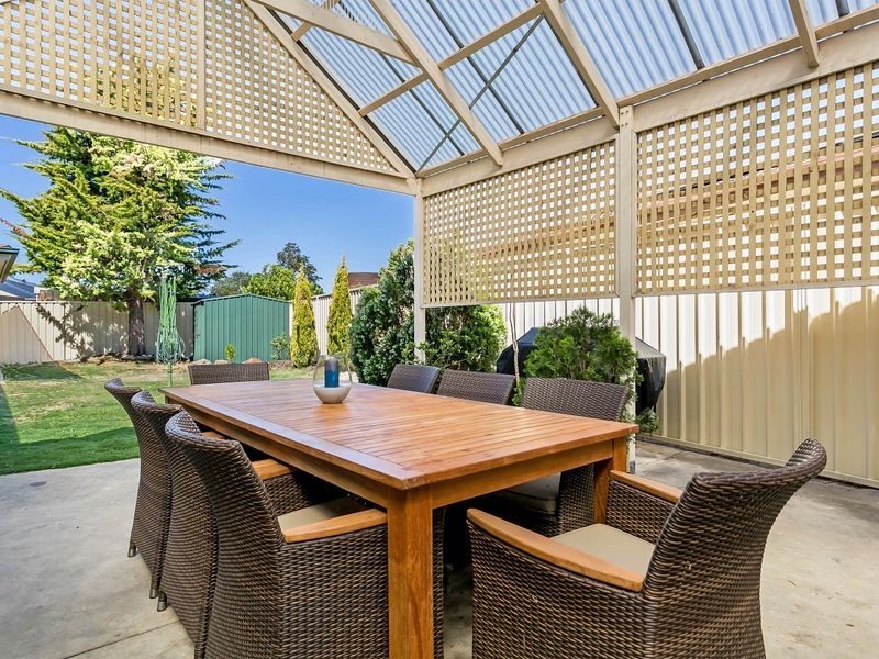 2 Huron Grove, West Lakes SA 5021