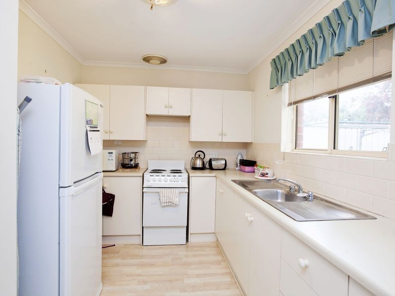 41 McInerney Avenue, Mitchell Park SA 5043