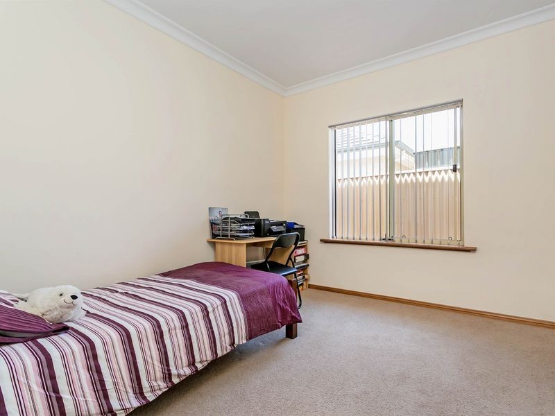 22 Hammond Road, Findon SA 5023