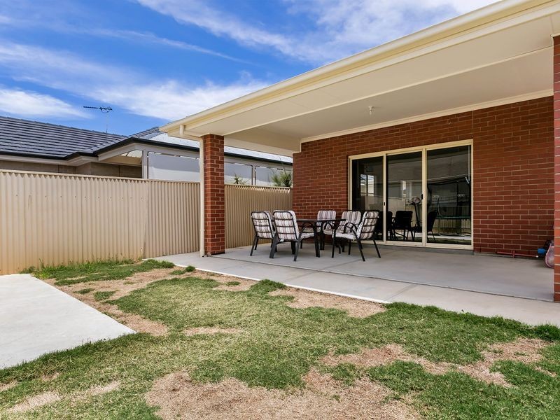22 Hammond Road, Findon SA 5023