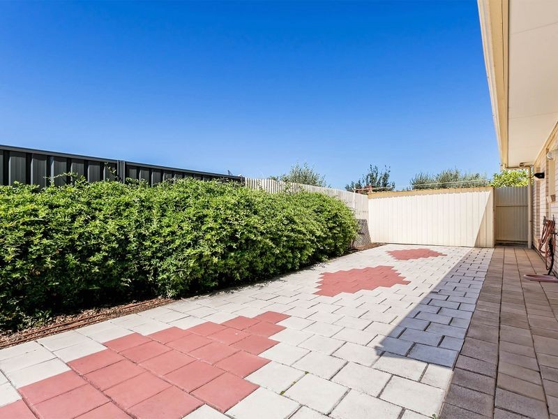 7 & 7a Centenary Avenue, Findon SA 5023