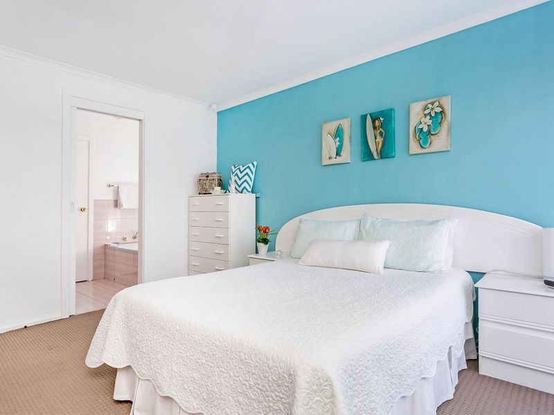 7 Gulf Point Drive, North Haven SA 5018