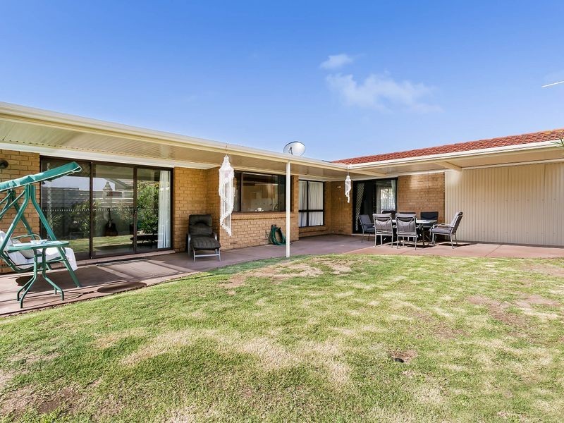 7 Gulf Point Drive, North Haven SA 5018