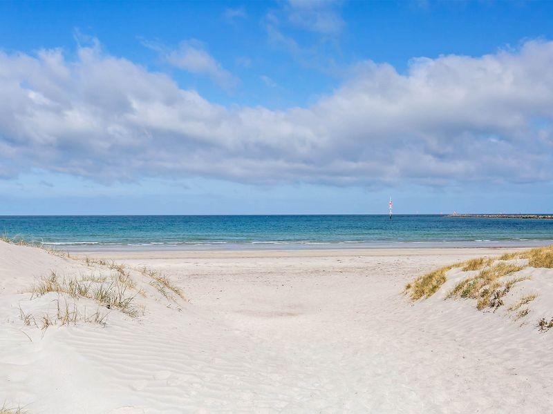 7 Gulf Point Drive, North Haven SA 5018