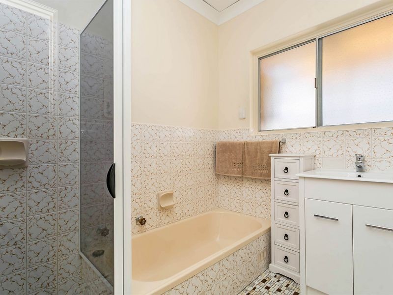 2/1 Leven Avenue, Seaton SA 5023