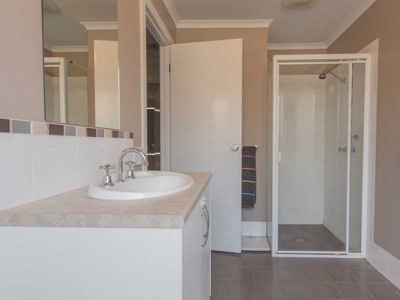 5 Eden Lane, Andrews Farm SA 5114