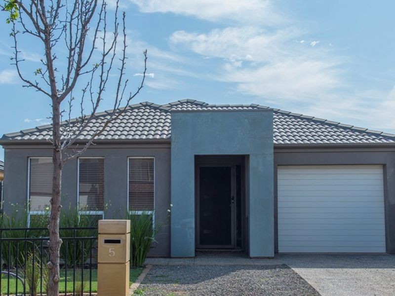 5 Eden Lane, Andrews Farm SA 5114