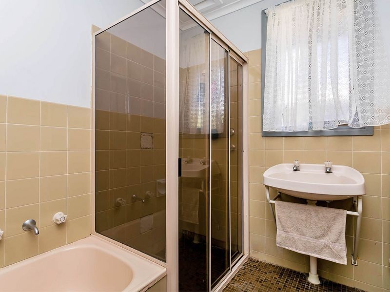 11 Fraser Drive, North Haven SA 5018