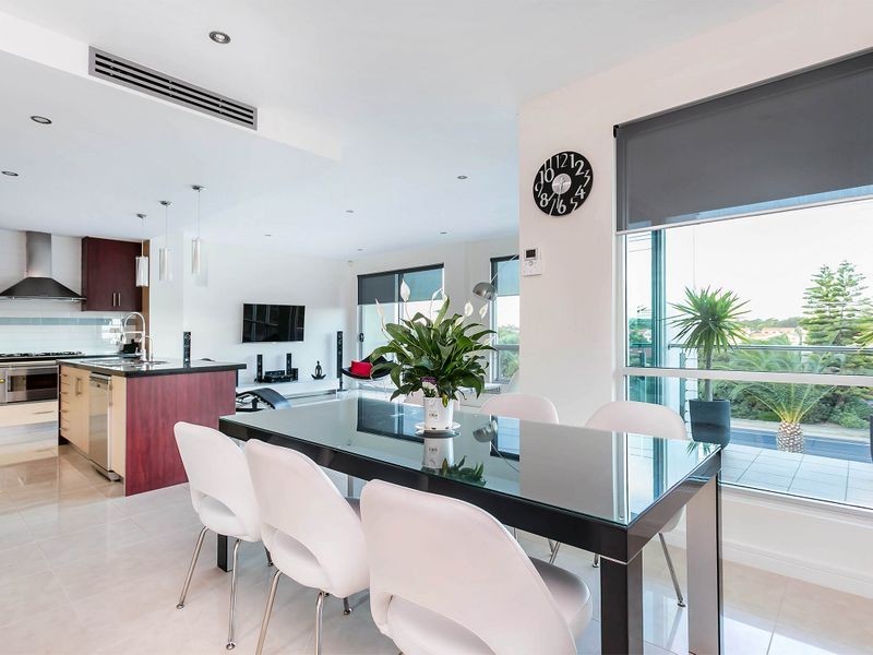 37 Military Road, Tennyson SA 5022