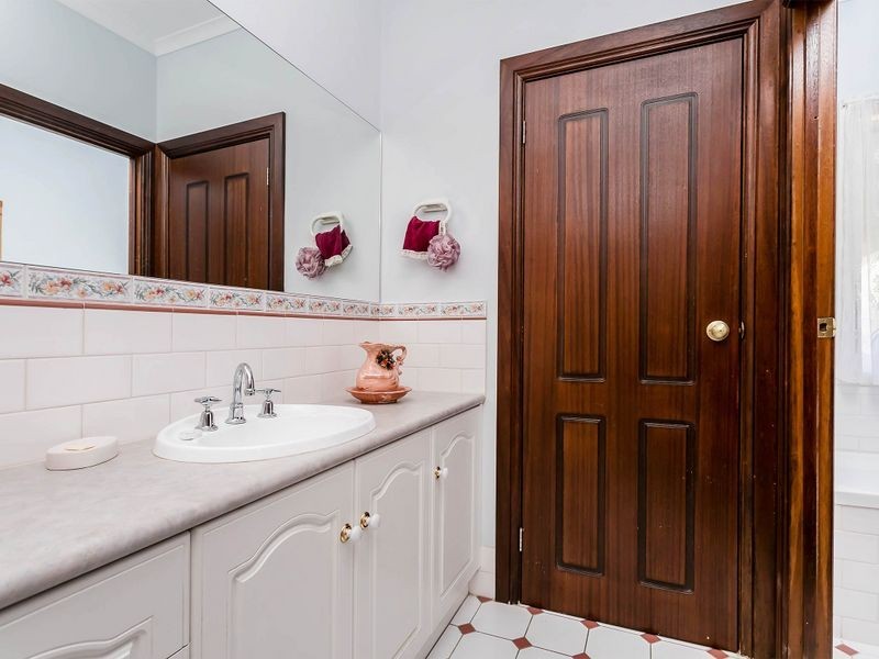 59 Close Street, Birkenhead SA 5015