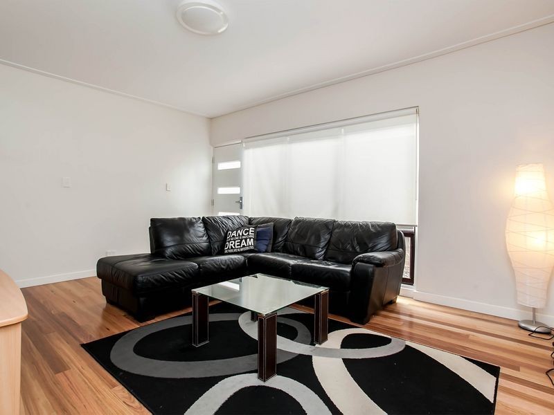 69 Sandpiper Place, West Lakes Shore SA 5020