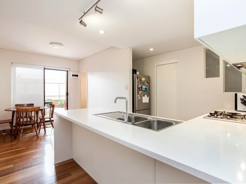 69 Sandpiper Place, West Lakes Shore SA 5020