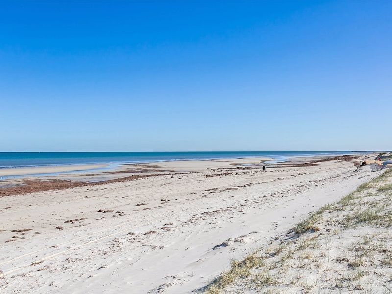69 Sandpiper Place, West Lakes Shore SA 5020