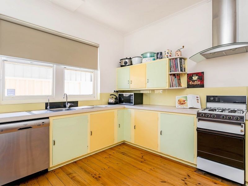 153 Tapleys Hill Road, Seaton SA 5023