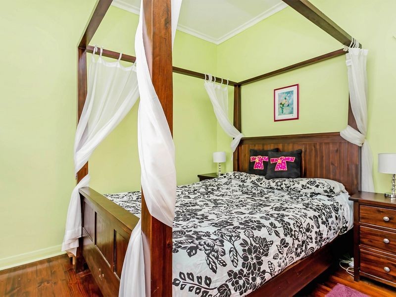 40 Albion Avenue, Glandore SA 5037