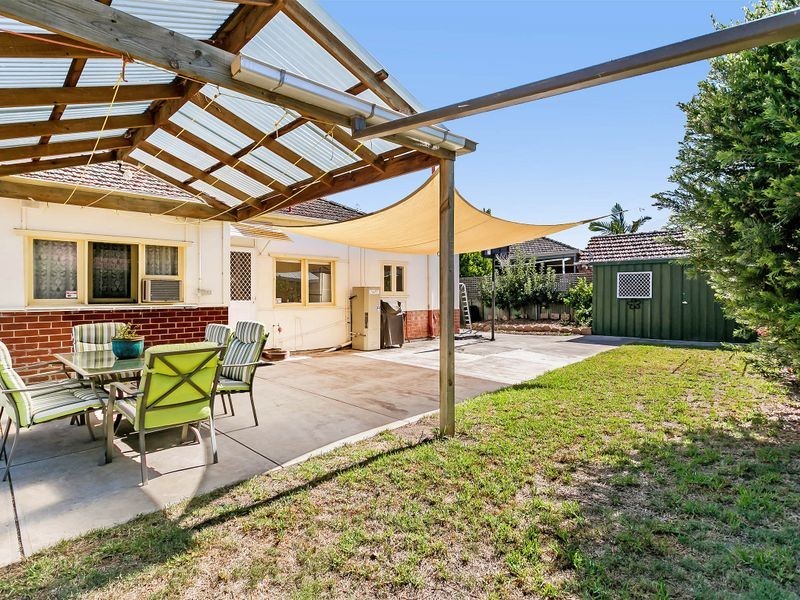 40 Albion Avenue, Glandore SA 5037