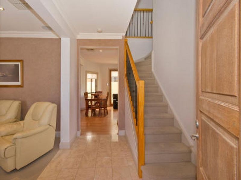 39 Chatswood Crescent, Kidman Park SA 5025