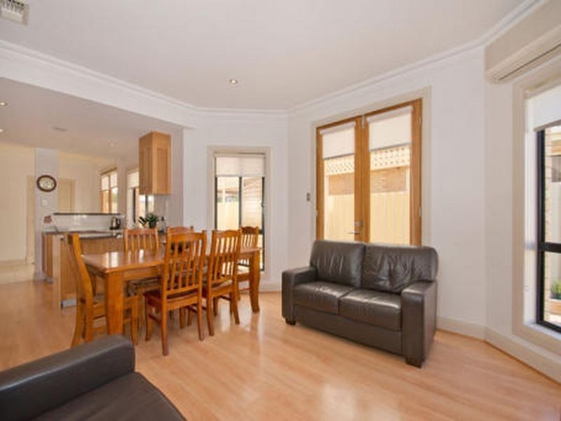 39 Chatswood Crescent, Kidman Park SA 5025