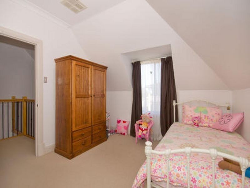 39 Chatswood Crescent, Kidman Park SA 5025