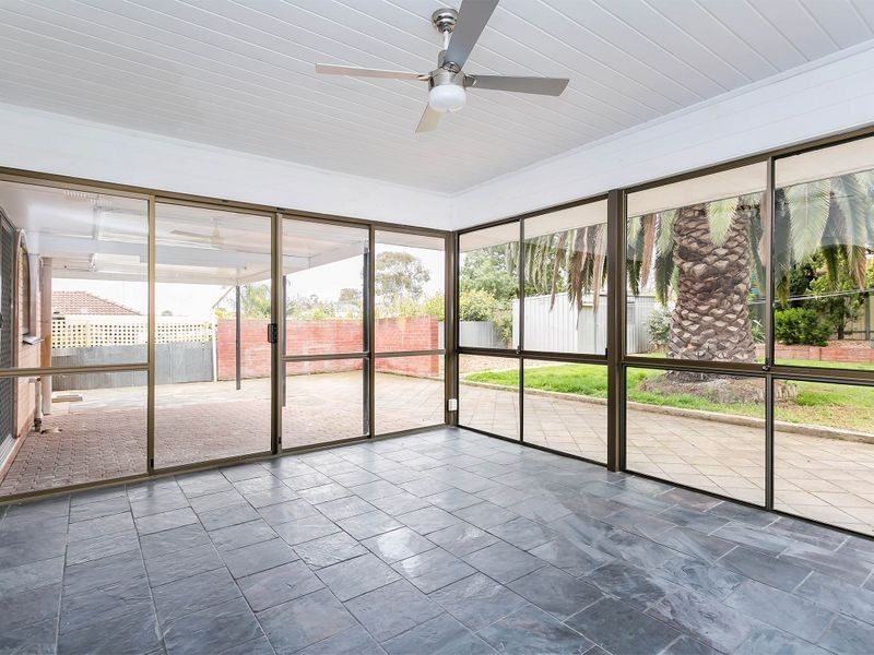 16 Wendy Avenue, Valley View SA 5093