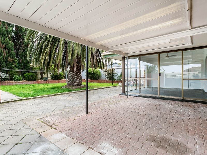 16 Wendy Avenue, Valley View SA 5093