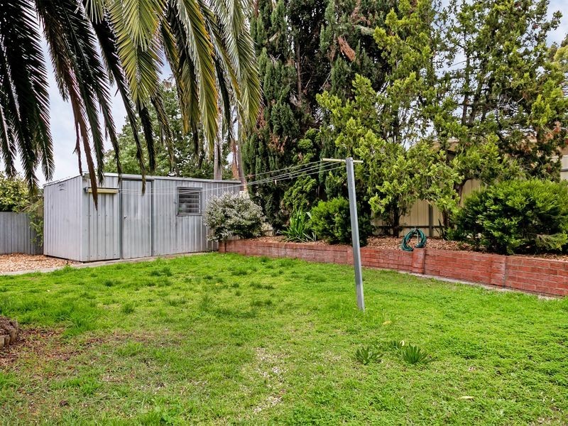 16 Wendy Avenue, Valley View SA 5093