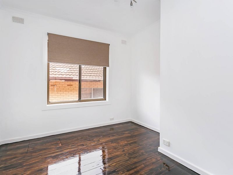 16 Wendy Avenue, Valley View SA 5093