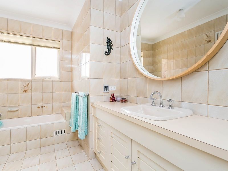 16 Martin Court, West Lakes SA 5021