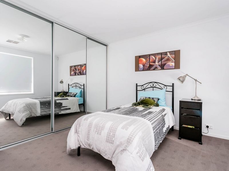 6a Fisher Place, West Lakes SA 5021