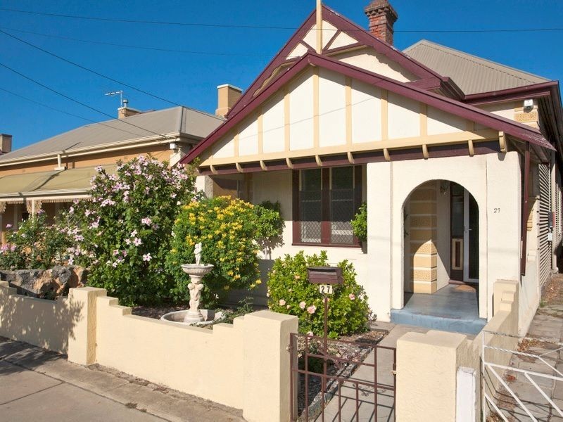 27 Fletcher Road, Birkenhead SA 5015