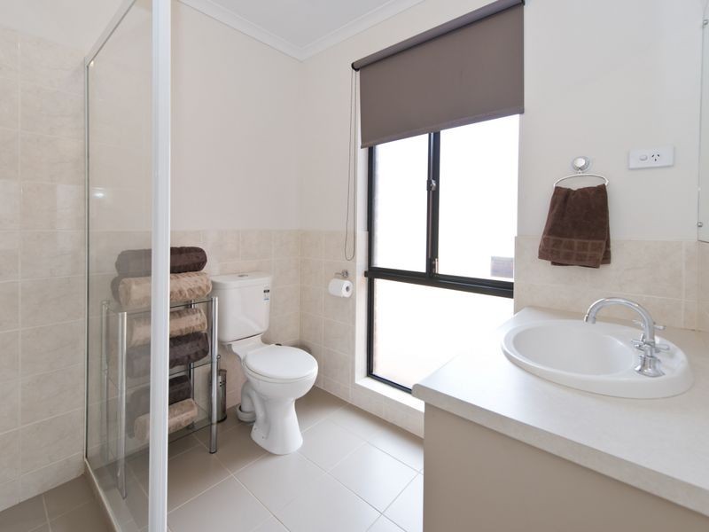 42 Peerless Road, Munno Para West SA 5115