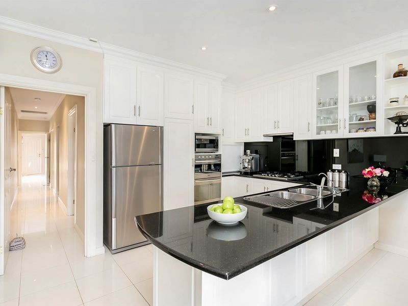 6 Collingwood Avenue, Flinders Park SA 5025