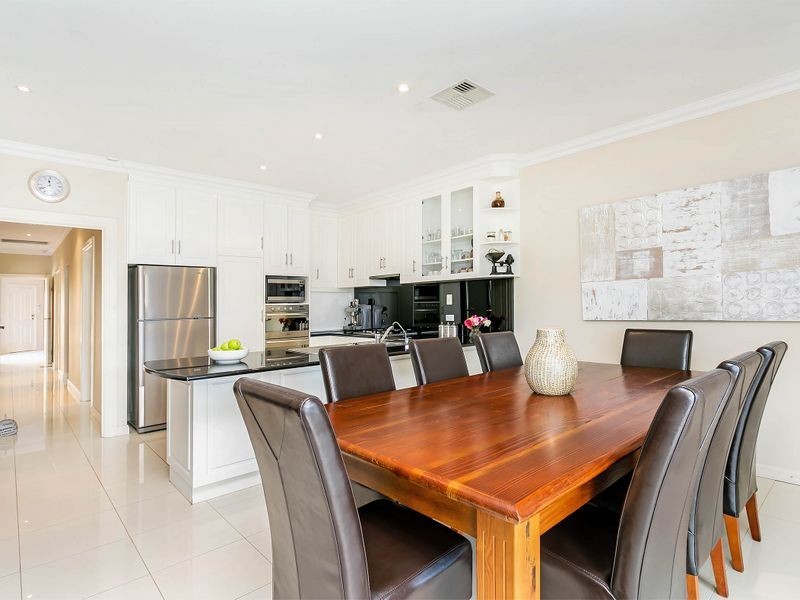 6 Collingwood Avenue, Flinders Park SA 5025